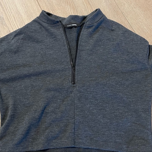 FASHION NOVE TWO PIECE SET - Picture 3 of 5